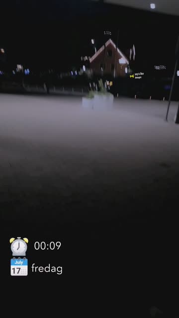 Preview for a Spotlight video that uses the Clock Lens