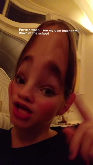 Preview for a Spotlight video that uses the Egg head Lens