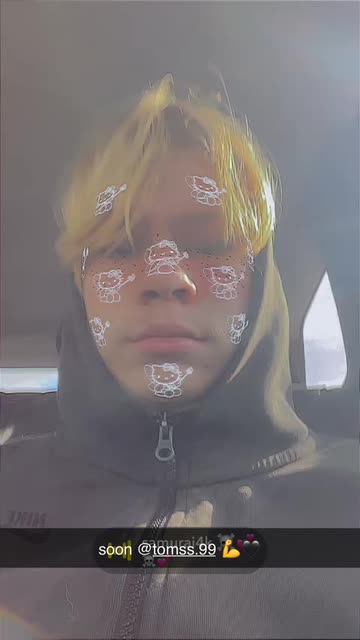 Preview for a Spotlight video that uses the white hk Lens