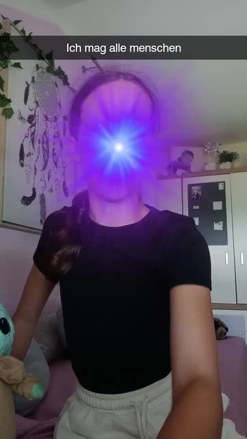 Preview for a Spotlight video that uses the Purple Flash Lens