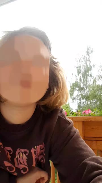 Preview for a Spotlight video that uses the Blurryface Lens