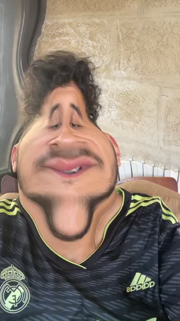 Preview for a Spotlight video that uses the big head Lens