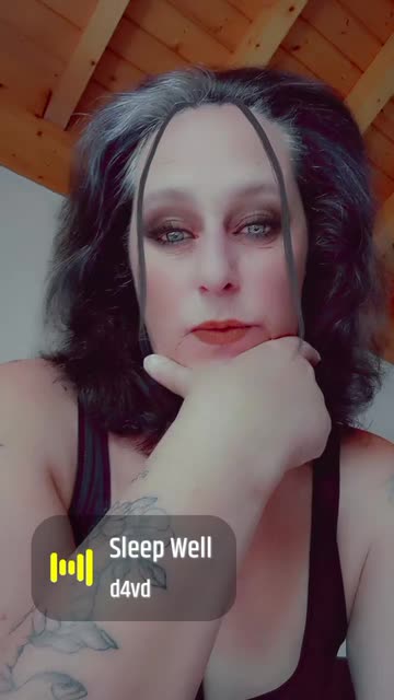 Preview for a Spotlight video that uses the Bold Look Lens