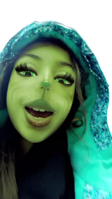 Preview for a Spotlight video that uses the LiL Yass Grinch Lens