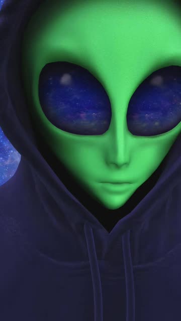 Preview for a Spotlight video that uses the Alien Lens