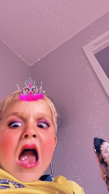 Preview for a Spotlight video that uses the Queen Disgust  Lens