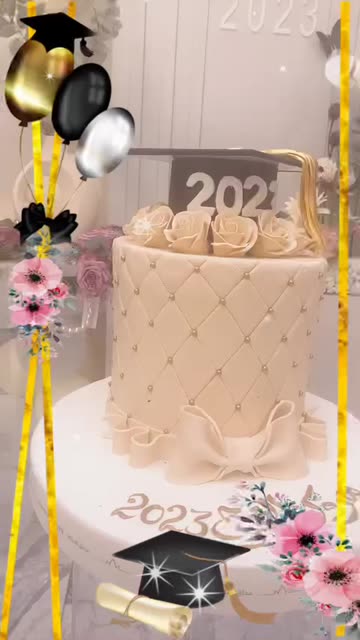 Preview for a Spotlight video that uses the graduation Lens