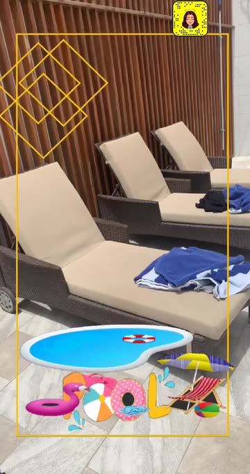 Preview for a Spotlight video that uses the swimming Lens