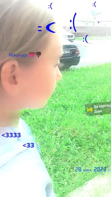 Preview for a Spotlight video that uses the cyber screen Lens