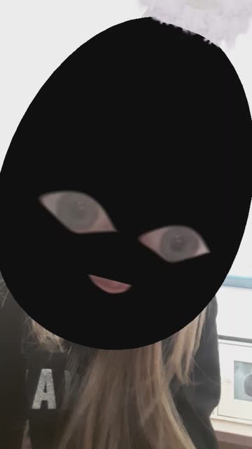 Preview for a Spotlight video that uses the Egg Decorator Lens