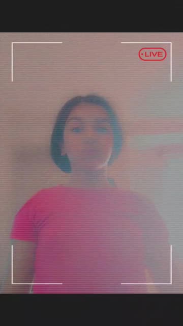 Preview for a Spotlight video that uses the You're Live Lens