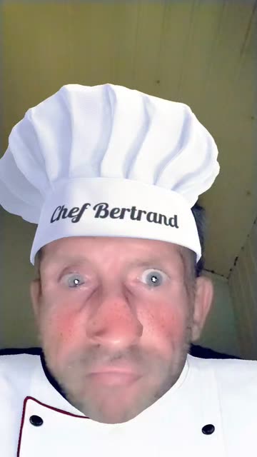 Preview for a Spotlight video that uses the Funny Chef Lens