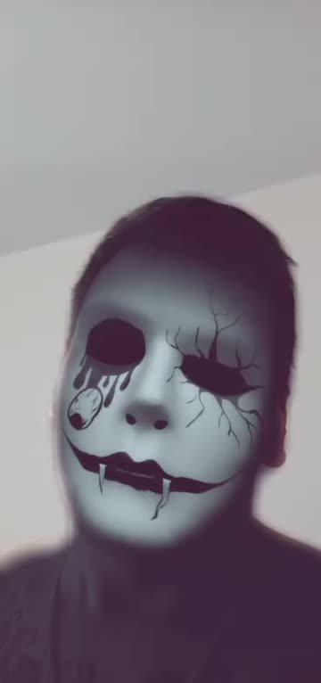 Preview for a Spotlight video that uses the DARK-FIST X 5 Lens