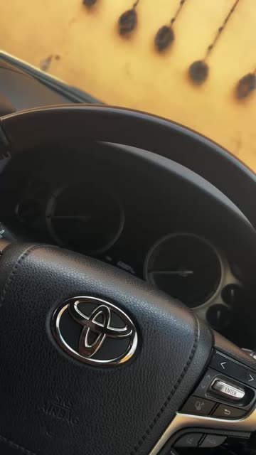Preview for a Spotlight video that uses the LowLights Lens