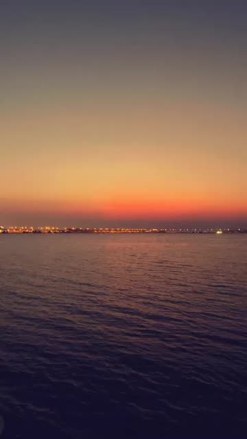 Preview for a Spotlight video that uses the - Beach Sunset - Lens