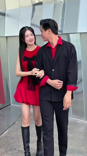 red dress hair style Hairdos to Steal the Spotlight on Every Special Occasion : Upstyle with  Face Framing on Dark Brown