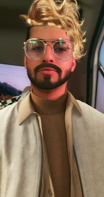 Preview for a Spotlight video that uses the Stylish Look Lens