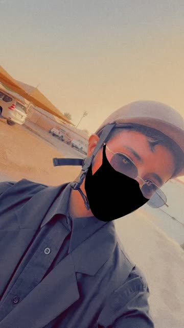 Preview for a Spotlight video that uses the Black Mask Lens