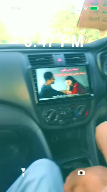 Preview for a Spotlight video that uses the 14 PRO LOCKSCREEN Lens