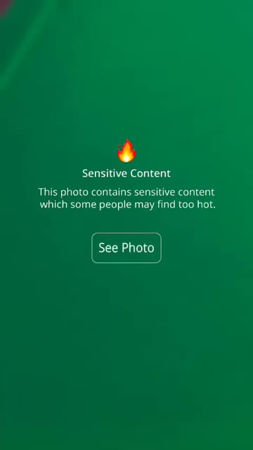 Preview for a Spotlight video that uses the Sensitive Content 🔥 Lens