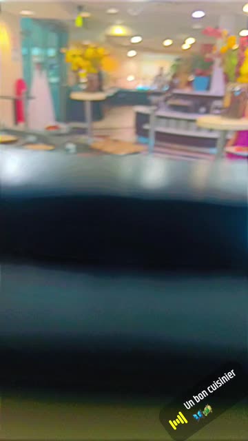 Preview for a Spotlight video that uses the Good Vibes Lens