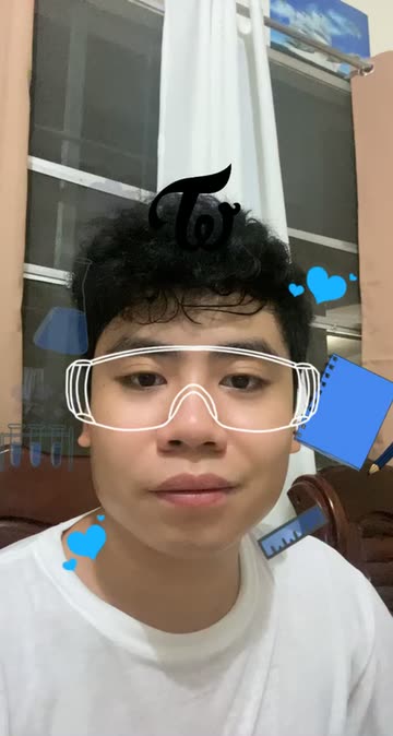 Preview for a Spotlight video that uses the ICON Lens