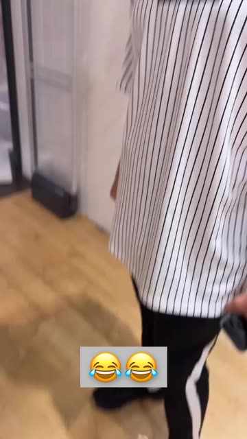 Preview for a Spotlight video that uses the simple V2 Lens