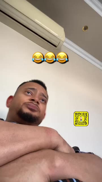 Preview for a Spotlight video that uses the Discomfort Lens