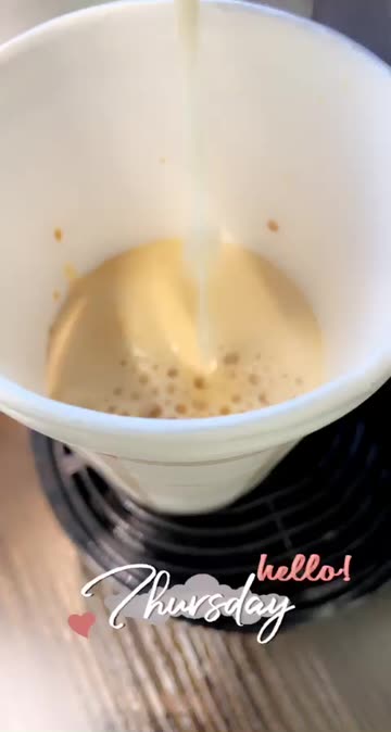Preview for a Spotlight video that uses the Thursday Lens